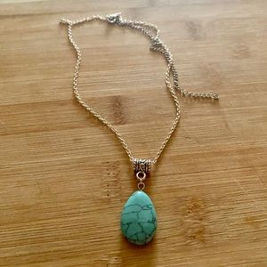 Turquoise necklace-no brand